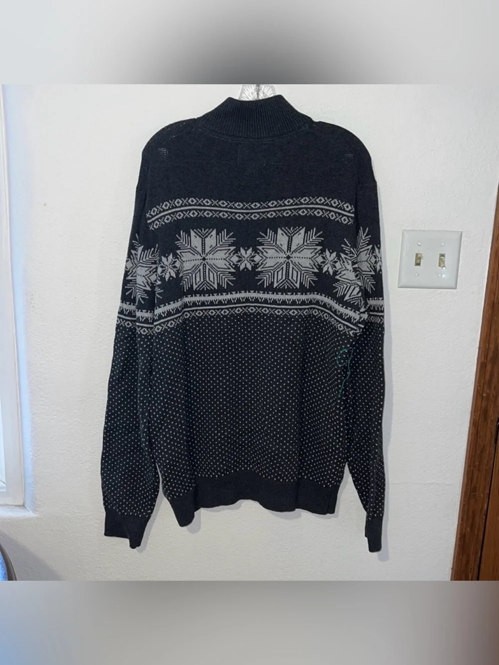 Aspen Mens Grey Snowflake 1/4 Zipper Sweater Size Large NWT